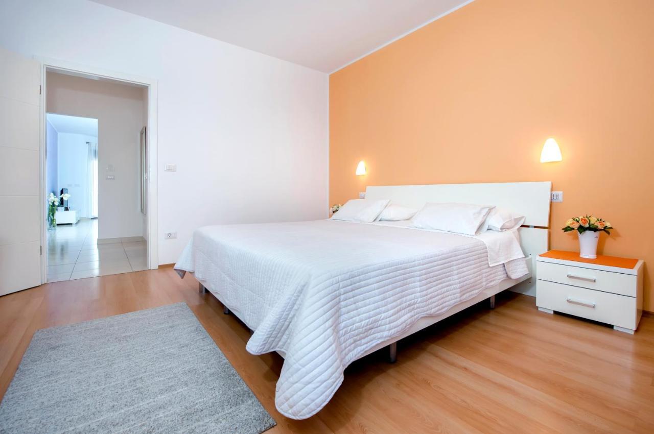 Apartments And Rooms Camaiore Rovinj Luaran gambar