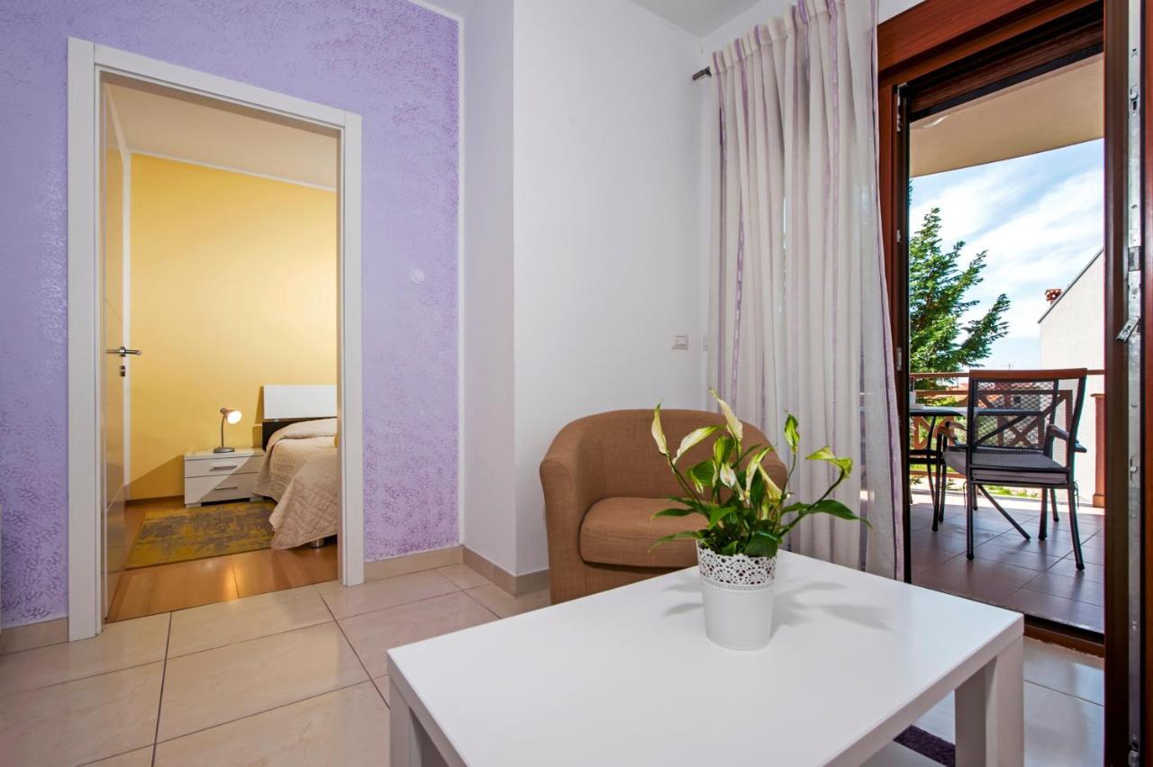Apartments And Rooms Camaiore Rovinj Luaran gambar
